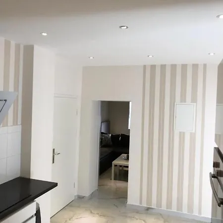 Mit Eckbadewanne Wifi Apartment Essen